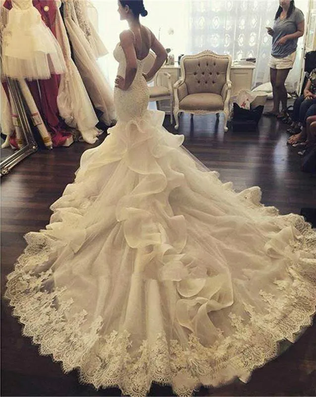 Exquisite Afraic Spaghetti Straps Mermaid Wedding Dresses Sexy Lace Ruffle Plus Size Country Saudi Bridal Gown Dubai African Bride Custom
