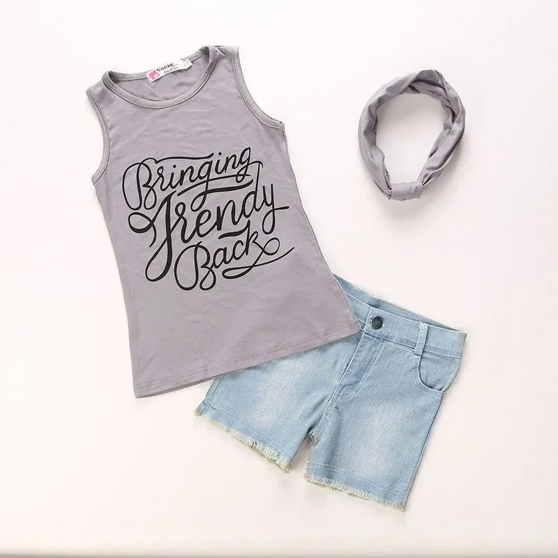 Panni bambini 2018 Summer Style Girl's Sets Letter Print Baby Girl Abiti in denim T-shirt + Pantaloncini da cowboy + Fascia 3 pezzi Set