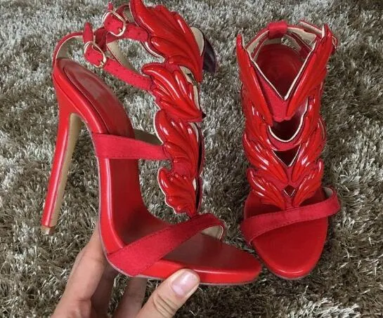 Sıcak Seksi Ayakkabı Kadın Yüksek Topuklu Sandalet Stiletto 12 CM Topuklu Kadın Pompaları Parti Düğün Ayakkabı Rugan Bayan Ayakkabı