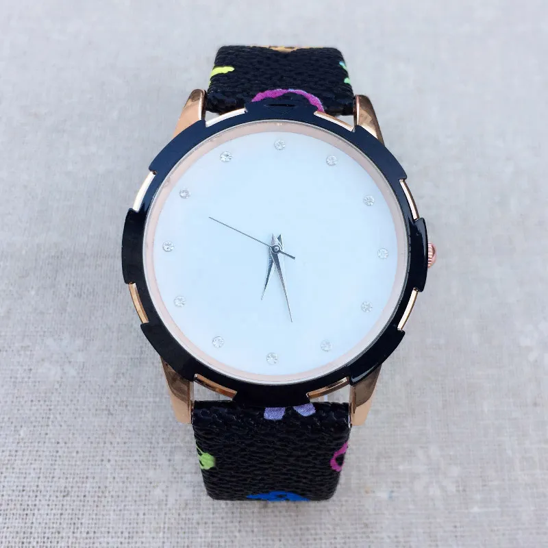 Popularny zegarek na rękę marka odzieżowa damski skórzany pasek zegar kwarcowy L04