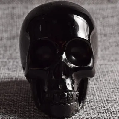 Mänsklig form Crystal Skull Statue Natural Black Obsidian Jade Skull Figurin Crystal Healing Reiki Evil Home Decor2253876