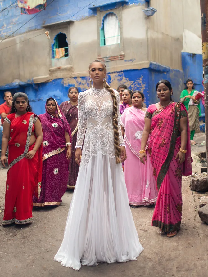 Lior Charchy Inde robes de mariée abiti da sposa col haut à manches longues robe de mariée une ligne grande taille robe de mariée féerique