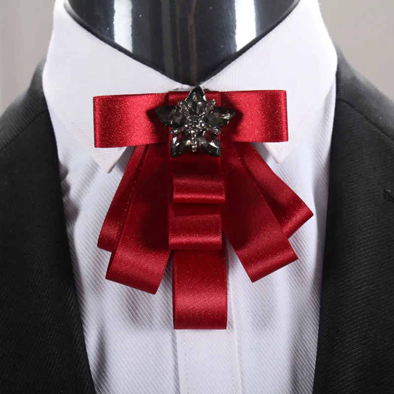 Laço de seda dos homens gravata do pescoço dos pinos / decoração vermelha do casamento do noivo / artesanal KPOP Forma de alta qualidade Terno Acessórios / Broszka / Broszki