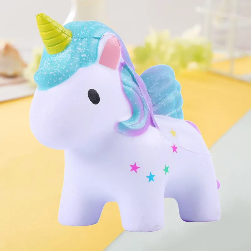 Squishy Zabawki Breloki Slow Rising Jumbo Kawaii Słodkie Kolor Unicorn Crecky Zapach dla dzieci Party Zabawki Stresowy Reliever Toy