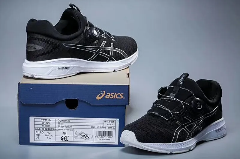 Asics Dynamis BOA topuzu tasarım T7D1N ile Otomatik pikap sistemi Hafif yarış hızı Mens Originals Koşu Ayakkabıları Boyutu 40-45