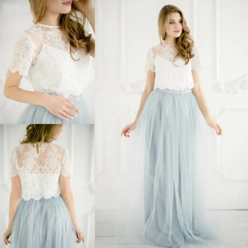 Billiga två delar Land Brudtärna Klänningar Sheer Jewel Neck Lace Bröllop Gästklänning Golvlängd Tulle En linje Maid of Honor Gowns