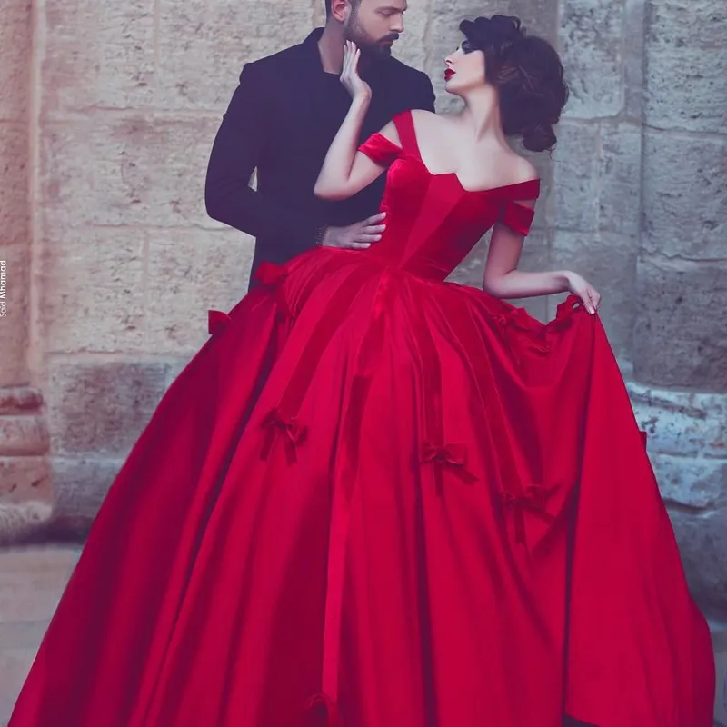 Mode röd dubai prom klänning med bågar sexig av axel kort ärmar dragkedja tillbaka party klänning 2018 elegant satin långa kväll prom klänningar