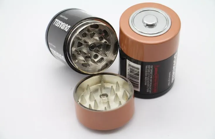 Andere Raucherzubehör Drei große Durchmesser 4 cm Batterie Stil Metall manuelle Schleifgerät gebrochen Zigarettenrauch