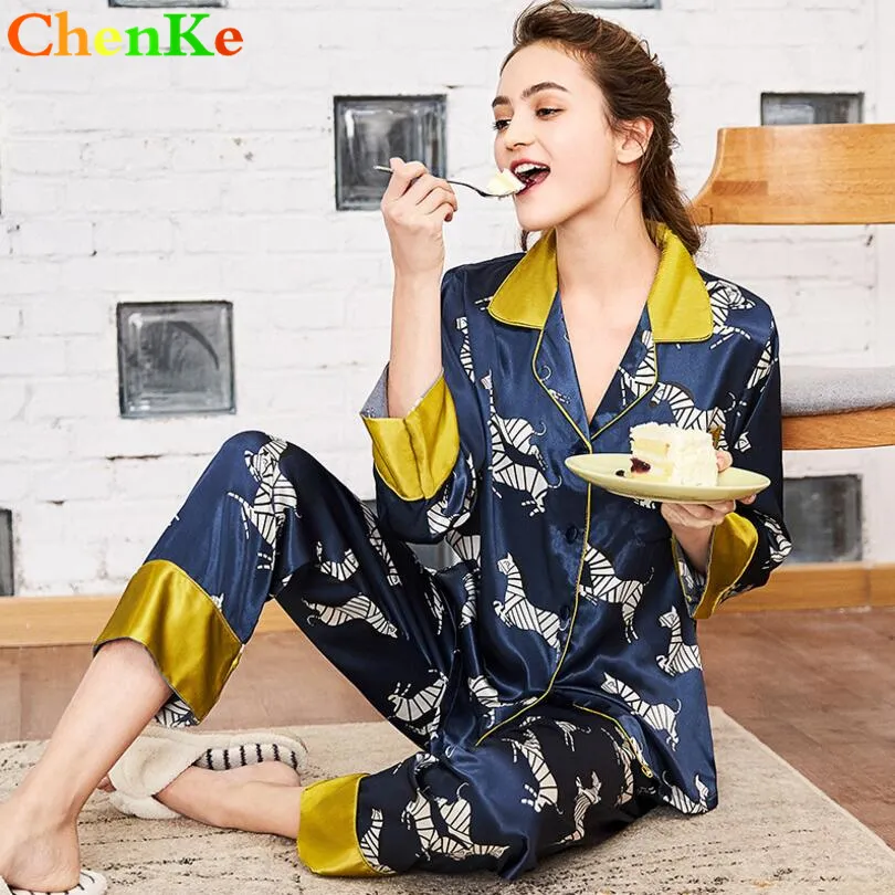 Womens Silk Satin Pajamas Set Two-Piece Sleepwear Loungewear Button-Down  Sets, Clothing Suits for Autumn Winter