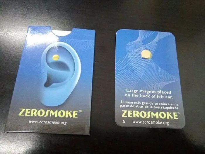 جديد العلاج المغناطيس سمعي الإقلاع عن التدخين تصحيح ضغط الضغط Zerosmoke التوقف عن التدخين الأذن مدلك لا السجائر الرعاية الصحية