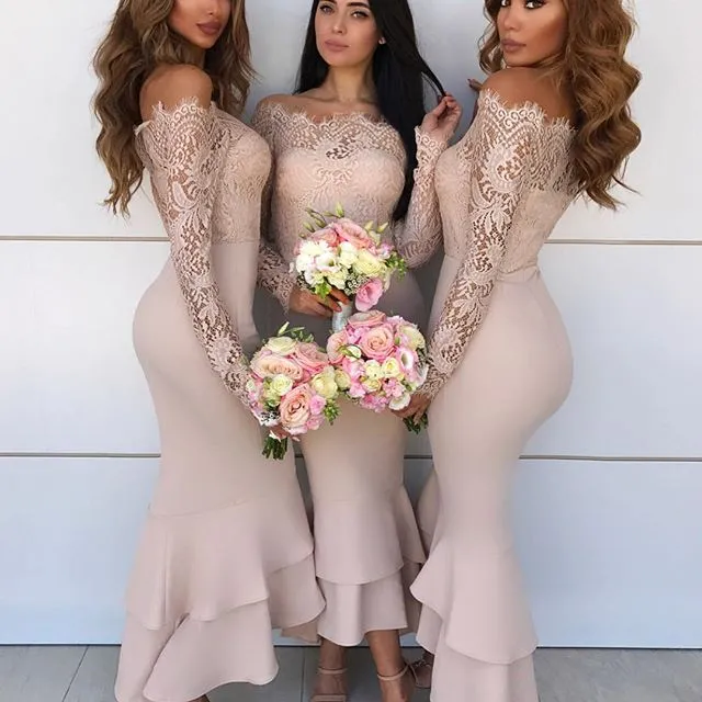 Off Shoulder Wedding Party Dresses Sexy Lace Long Sleeves Tiered Mermaid Bridesmaid Dresses Fashion Ankle Length Prom Dress Cocktail Dress