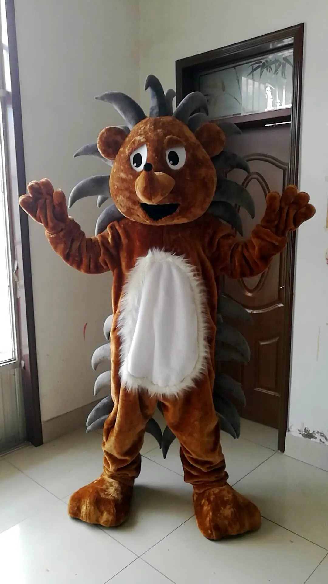 Immagini reali di alta qualità Deluxe Hedgehog brown hedgehog Mascot Costume Mascot Cartoon Character Costume Adult Size 265P