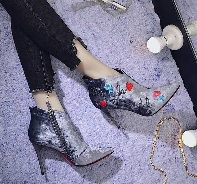 Acquistare Stivaletti Tacco A Spillo Donna Autunno Inverno Scarpe Donna  Fiore A Forma Di Fiore Ricamato A Forma Di Scarpa Con Punta A Punta  Economico | Consegna Veloce E Qualità | It.Dhgate