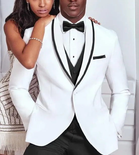 Piękny jeden przycisk Biały Groom Tuxedos Mężczyźni Garnitury Formalne Biznes Mężczyźni Nosić Prom Ślubny Dinarki Garnitury Custom Made (Kurtka + Spodnie + Kamizelka + Kamizelka) Nie;