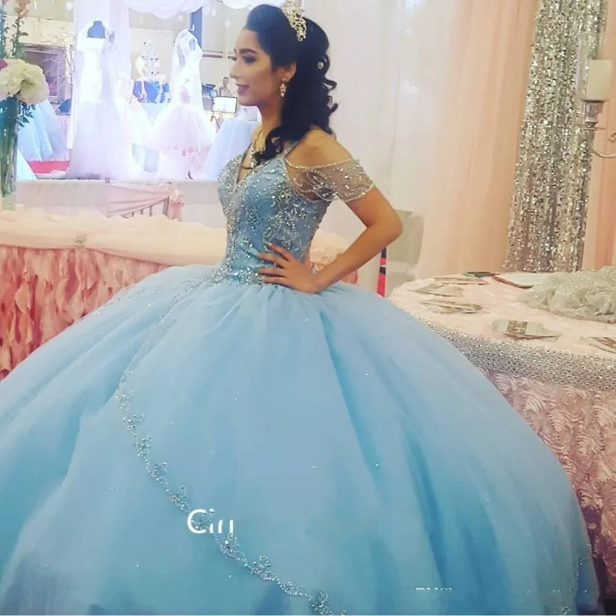 2018 Light Sky Blue Sweet 16 QuinCeanera Dresses Ball Gown Cap Sleeves Spaghetti Beading Crystal Princess Prom Party Dresses2333404