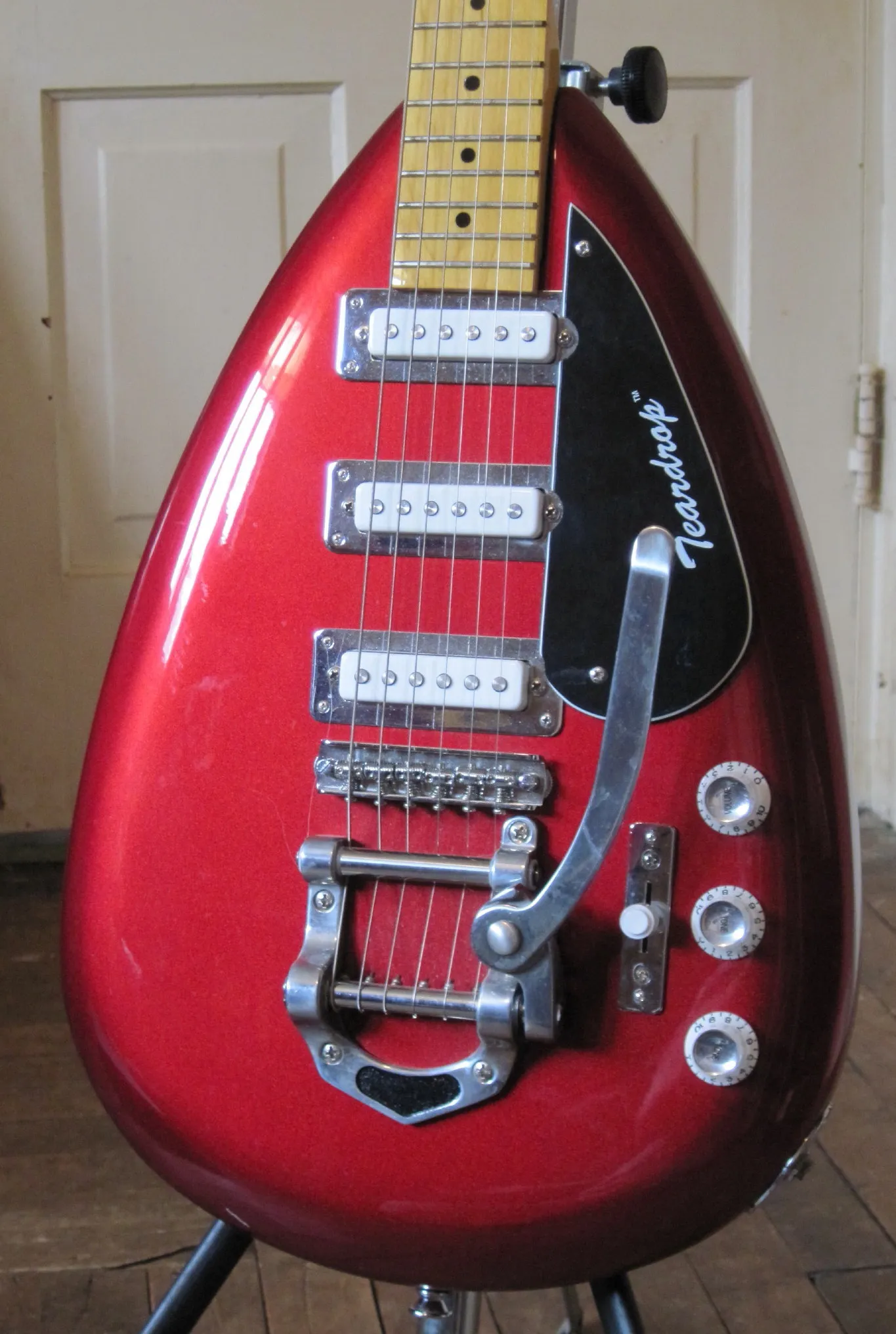 Custom Hutchins Brian Jones 1960s PGW Teardrop Signature Metallic Red Semi Hollow Body Electric Guitar Bigs Bridge 3 Pickups