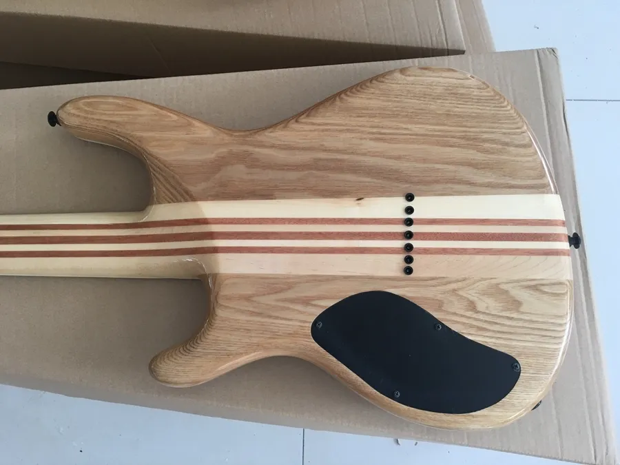 Jag har en gitarrfabrik i Kina Elektriska gitarrhals genom kropp 24 Fret Ebony Fingerboard Red Color