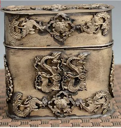 Exquisite Chinese old-style Tibetan silver Dragon Phoenix Statue Toothpick Box, Cigarettes Case