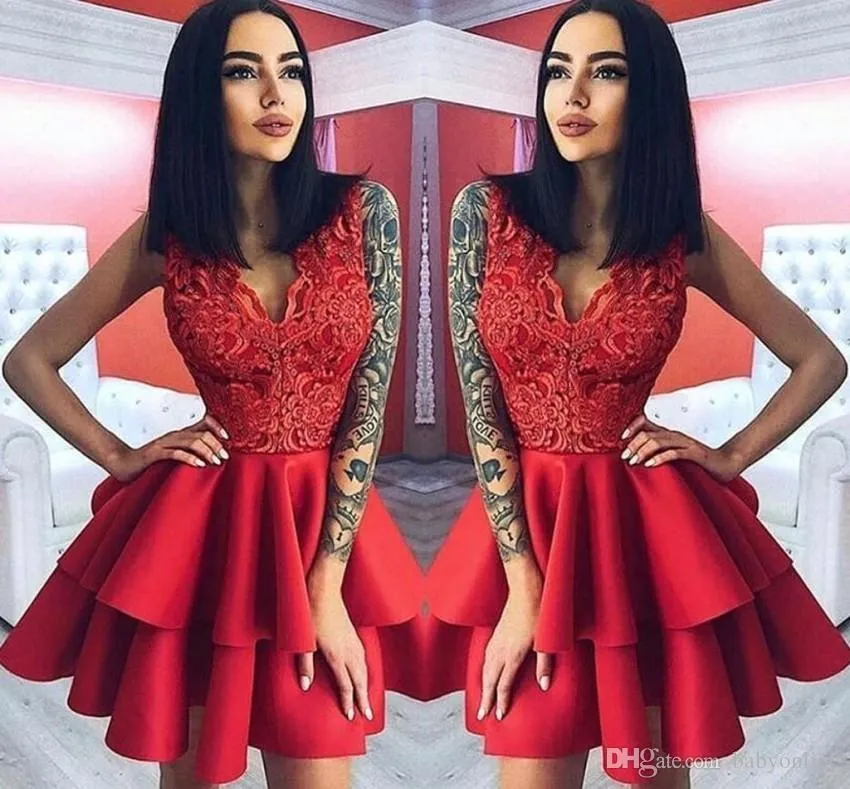 Sexy Lace Cheap Red Short Homecoming Dresses V Neck Above Knee Length Cocktail Party Gowns Prom Dress Robes de demoiselles d'honneur