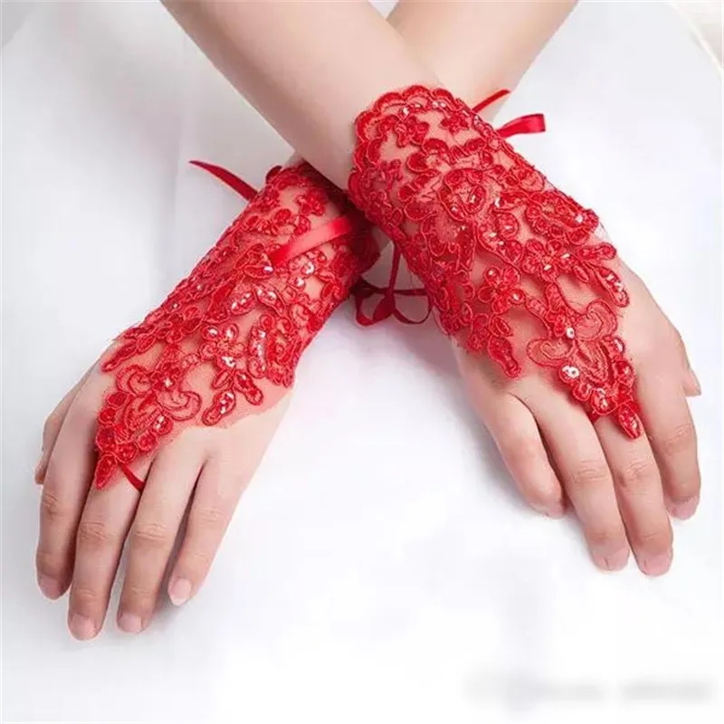 Bridal Gloves Lace Ring Finger Wrist Length Applique White Red And Ivory Three Color Bridal Accessories Wedding Gown