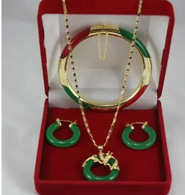 Livraison gratuite élégant 7.5 "vert et rouge bracelet jades, boucles d'oreilles jades vert et 18kgp dragon pendentif bijoux de mode définit pour dame