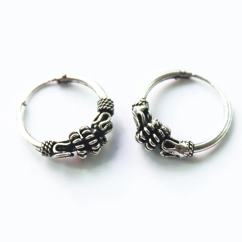 Hela SaliSinyee Vintage Small Hoop Örhängen för Kvinnor Man Män Punk Round Hip Hop Örhängen Antik Brincos Tibetanska Silver Smycken