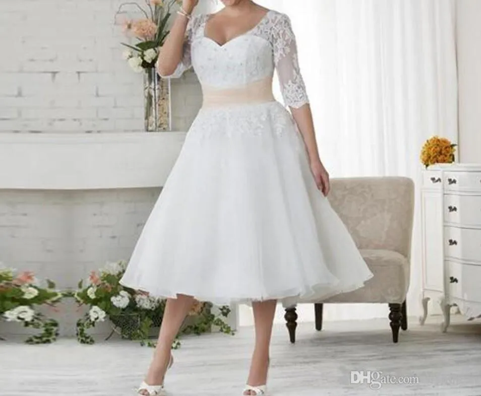 2020 New Sexy casamento Vestidos 1/2 manga Plus Size Vestidos de casamento baratos Praia chiffon chá de comprimento Plus Size Branco Marfim Mulheres formais