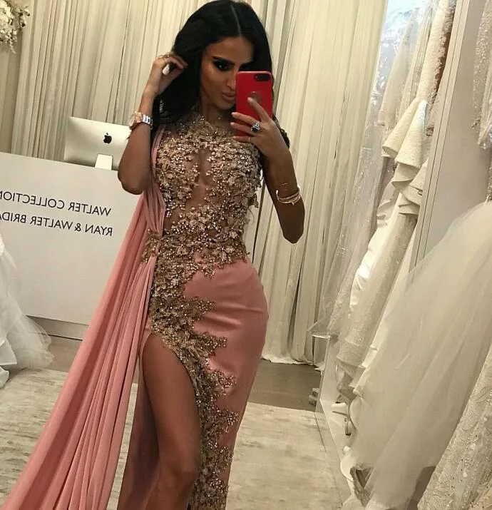 イブニングドレスyousef aljasmi kim kardashian ongショルダーケープクリスタルアップリケスプリットロングドレスアルモダジアンニナザールZuhleair Murad Ziadnakad