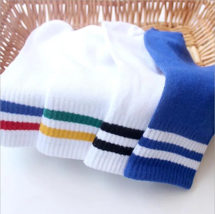 12 pares de calcetines blancos unisex con dos rayas azul real clásico retro  de la vieja escuela