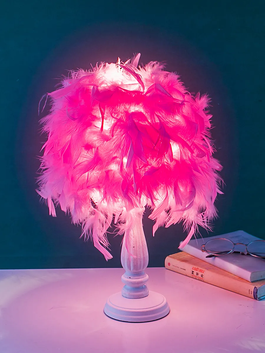 Elegant Wooden Feather Lampshade Night Light White Pink 110V 220V Table Lamp Decor for Bedroom Bedside Lighting
