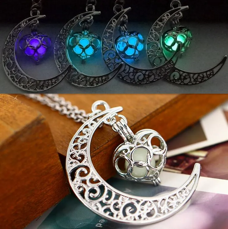 The Moon Heart Hanger Necklace Noctilutence Glow in Dark Essential Oil Diffuser Ketting Medaillons Kettingen Jewlery for Women