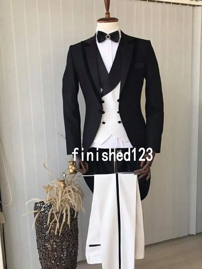 Morning Style One Button Black Groom Tuxedos Peak Lapel Padrinos de boda para hombre Boda Business Prom Trajes (chaqueta + pantalones + chaleco + corbata) NO: 1397