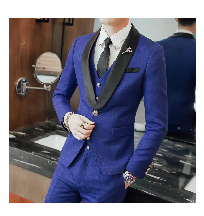 Billiga och fina Shawl Lapel Groomsmen Blue Groom Tuxedos Män Passar Bröllop / Prom / Middag Bästa Man Blazer (Jacka + Byxor + Tie + Vest)