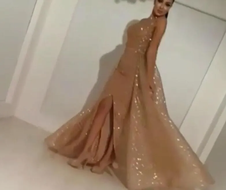 Avondjurk Yousef Aljasmi Kim Kardashian High Collar Crystal Long Jurk Almoda Gianninaazar Zuhlair Murad Ziadnakad