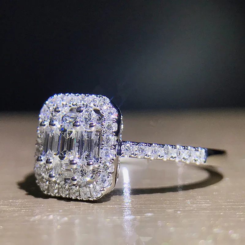 Fina smycken 100% Real 925 Sterling Silver Ring T Form Diamond CZ Engagement Bröllop Band Ringar för Kvinnor Bridal Smycken