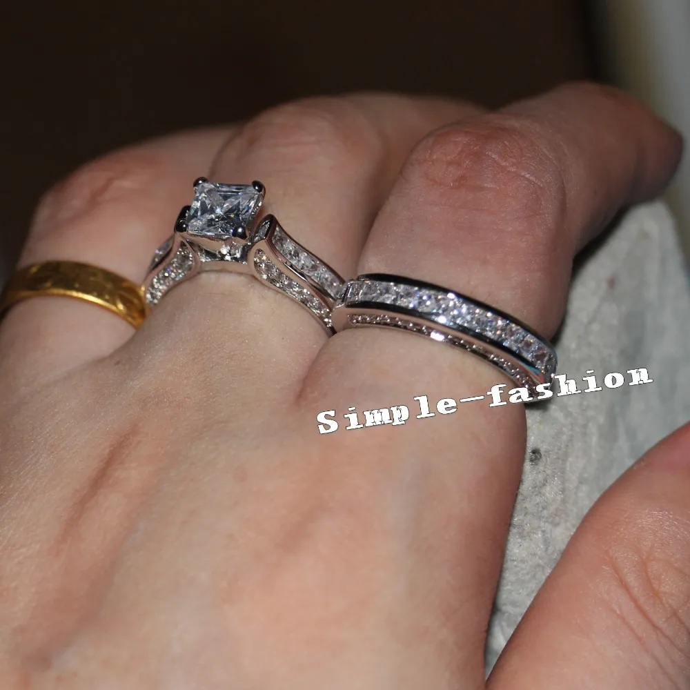 Mode-sieraden Dames Prinses Cut 7mm 5A CZ Geboortestones Ring 14kt Witgoud Gevulde Engagement Bruiloft Band Ring Set