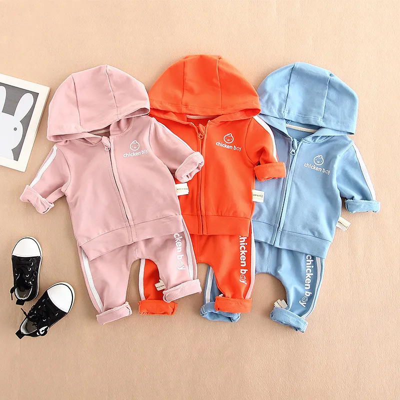 Baby Kleidung Baumwolle Hoodie Tops + Hosen Leggings 2 stücke Nette Brief Baby Kleidung Sets Neugeborenen Warme Outfits 3 farben Für Babys 0-3T