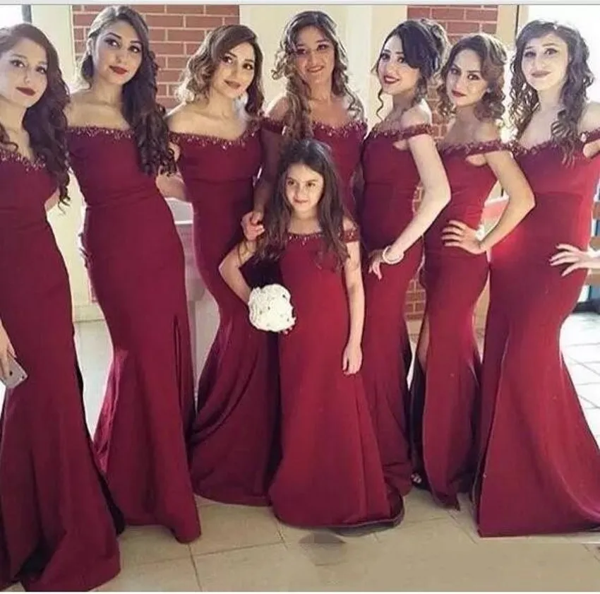 Vestidos de dama de honor fuera del hombro de vino tinto Vestido de noche estilo sirena Vestidos de dama de honor fuera del hombro de vino tinto Vestido de noche estilo sirena