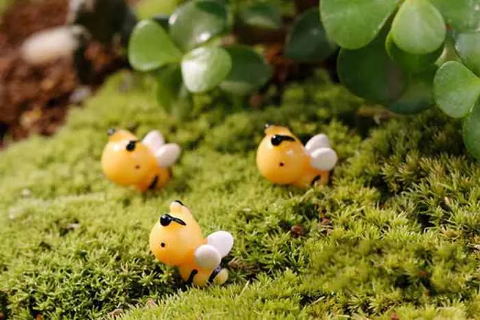 Moss Micro Landscape Ornament Miniature Cartoon Bee Plant Pot Accessories Bottle Succulent Decor Ecological Props Diy Materials FA4603320