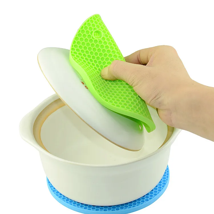 Atacado Rodada Favo De Mel Silicone Isolamento Térmico Tapete de Cozinha, Antiderrapante À Prova D 'Água Prato Mat Anti-quente Panela Caçarola Pad, Dois Tamanhos