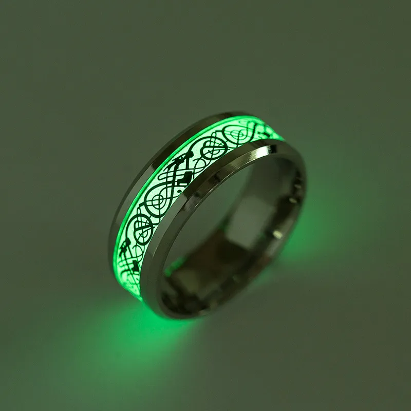 Europe et états-unis bijoux en acier titane bague Batman lumineuse fluorescente nouveaux bijoux cadeau pour hommes livraison gratuite