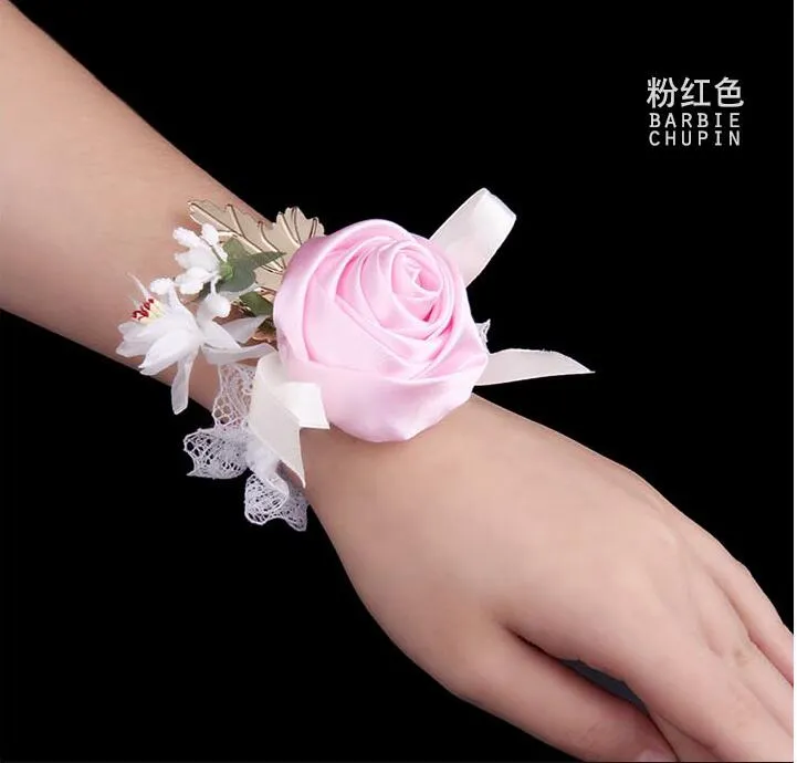 Billiga Bridesmaid Girl Wrist Corsage Rose Flower Organza Pärlor Blomma Hand Blommor Armband Corsage Bröllop Tillbehör Partihandel Brudblommor