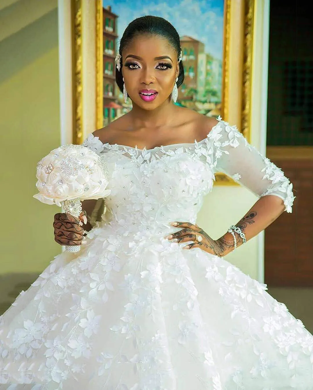 Modest Floral Plus Size Lace Wedding Dresses Half Sleeve Arabia