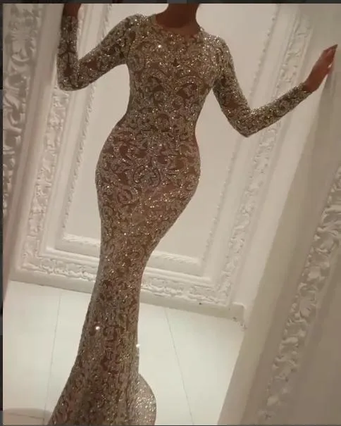 Vestido de noite Yousef aljasmi Kim kardashian Sereia Manga longa Bordado Cristais de prata Almoda gianninaazar ZuhLair murad Ziadnakad