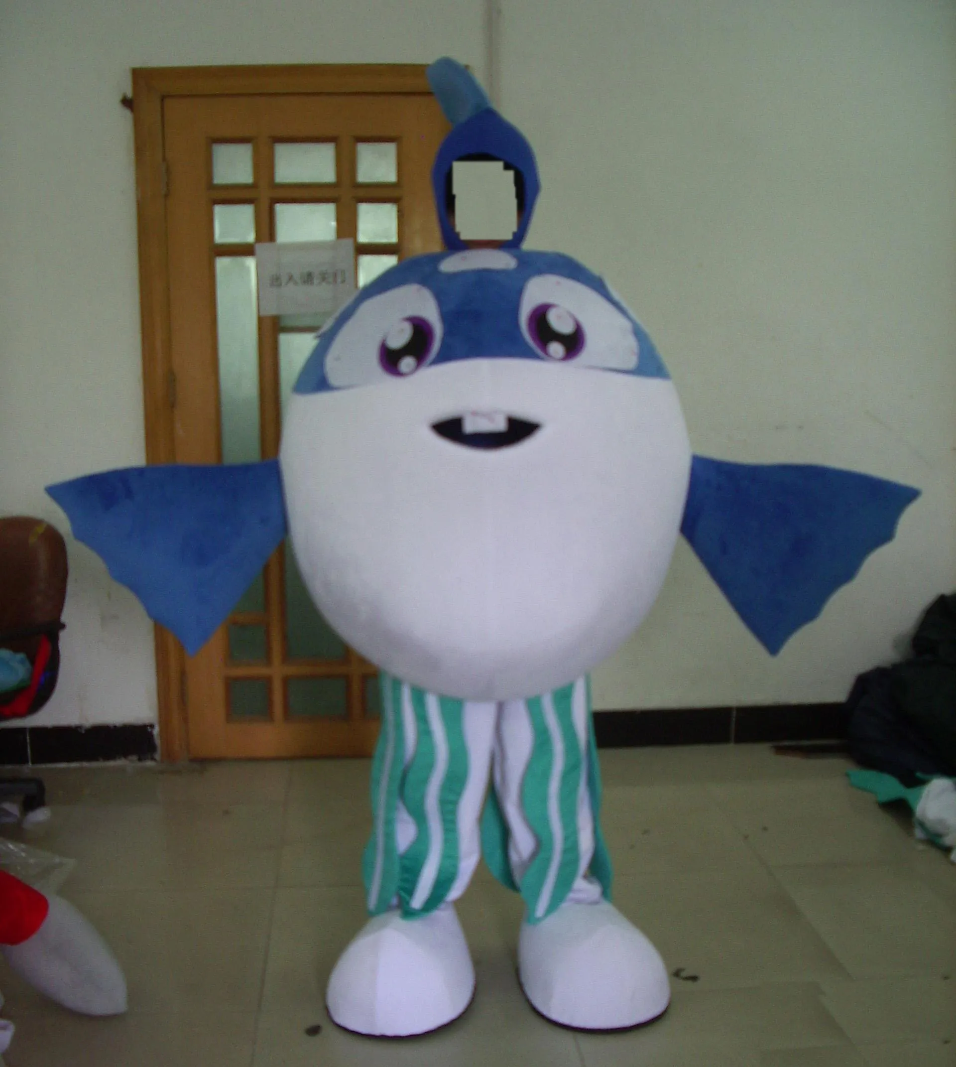 2018 traje de la mascota de pescado azul caliente de alta calidad con una pequeña boca para adultos para usar
