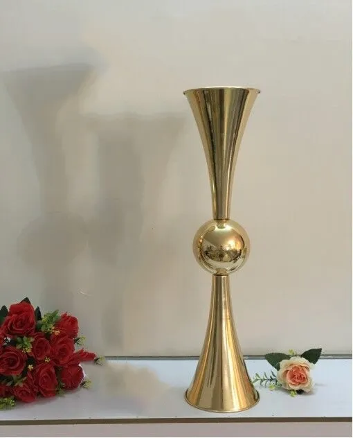 Bougeoir en métal doré de 74cm de hauteur, support de bougie, pièce maîtresse de mariage, vase à fleurs en plomb de route, 10 pièces