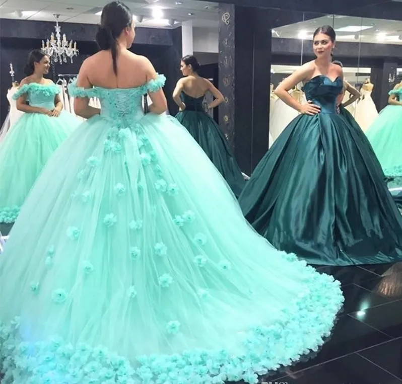 2019 Mint Ball Jurk Quinceanera Dresses 3d Hand Made Flowers Off Shoulder Sweet 16 Grom Size Princess Tule Cheap Masquerade Prom 5451760