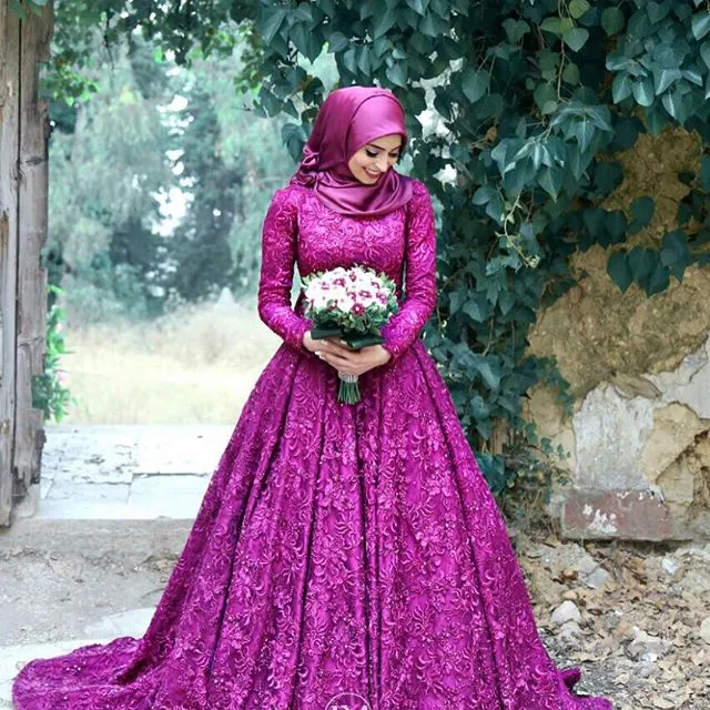 Glamorous A Line Long Prom Dress High Neck Long Sleeve Beaded Bow Sweep Train Prom Dresses 2018 Arabia Muslim Engagement Evening Dresses