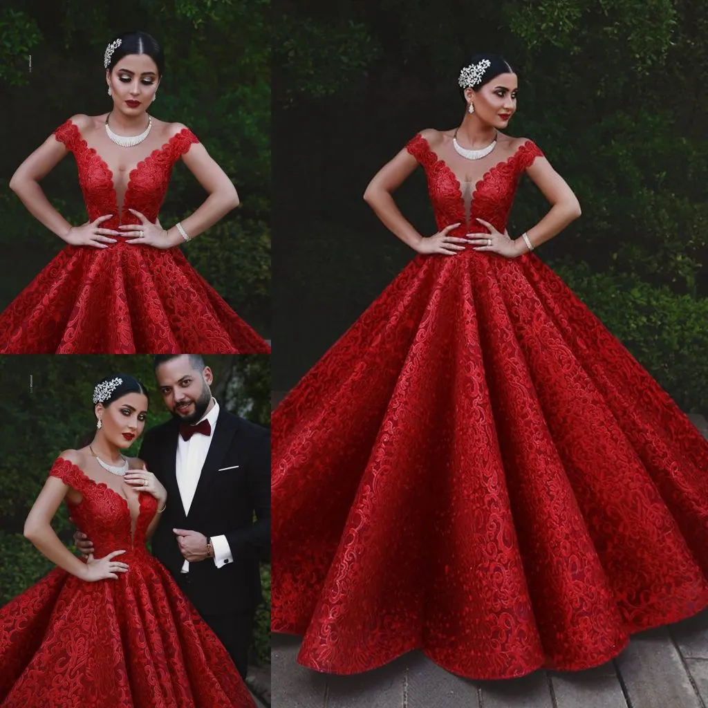 2019 Luxury Prom Dresses Off The Shoulder Lace Appliqued Ruffle Floor Length Dubai Arabic Evening Dress Party Wear Quinceanera Dresses