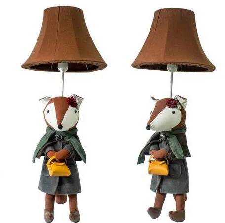 2020 Gratis verzending Groothandel Practice Draagbare Bu Yi Cartoon Dier Tafellamp Schaduwen Voor Slaapkamer, Fox Desk Lamp (groene sjaal)